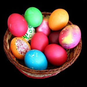easter-egg-basket